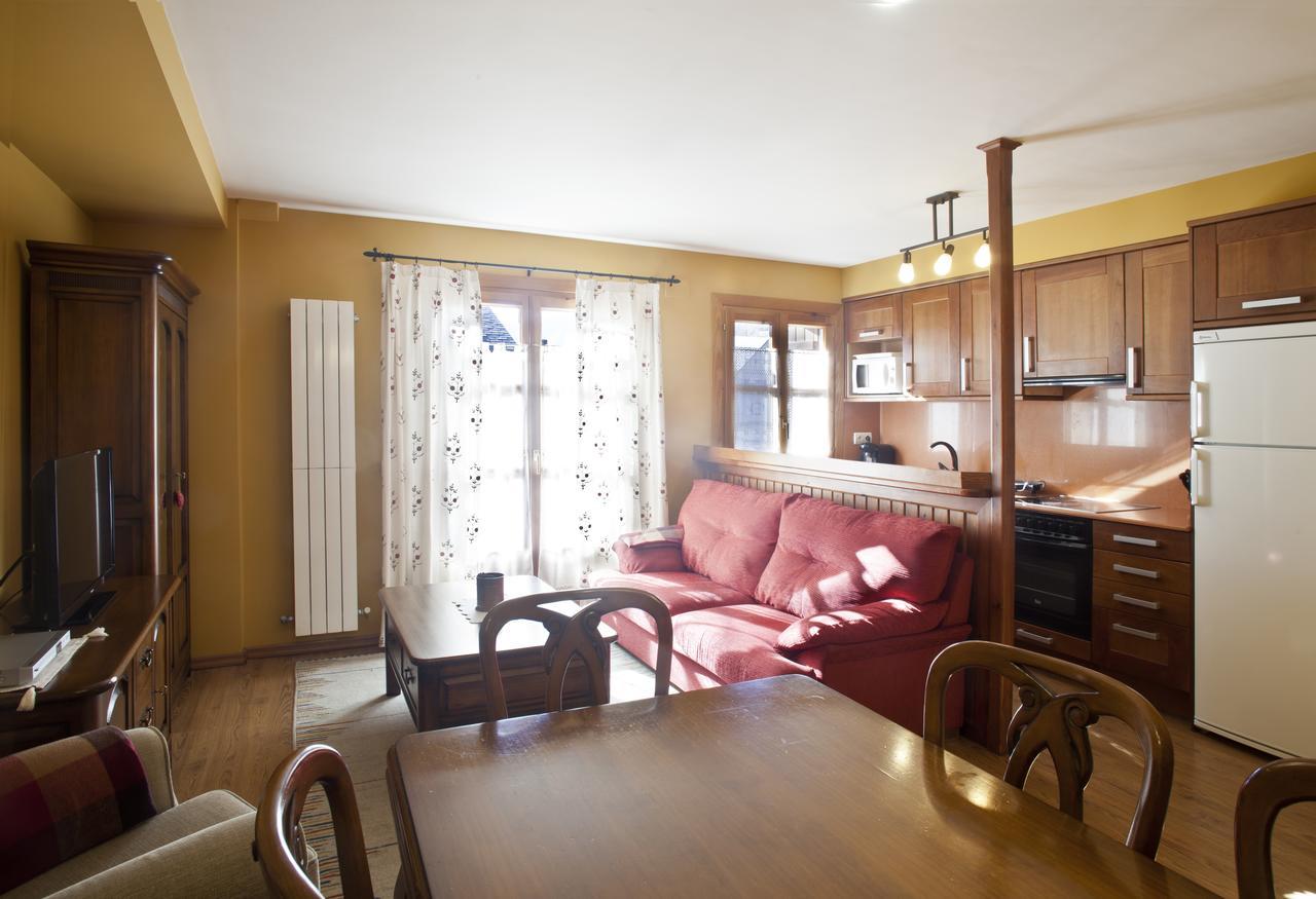 Apartamentos El Rincon De Benas Benasque Exteriér fotografie